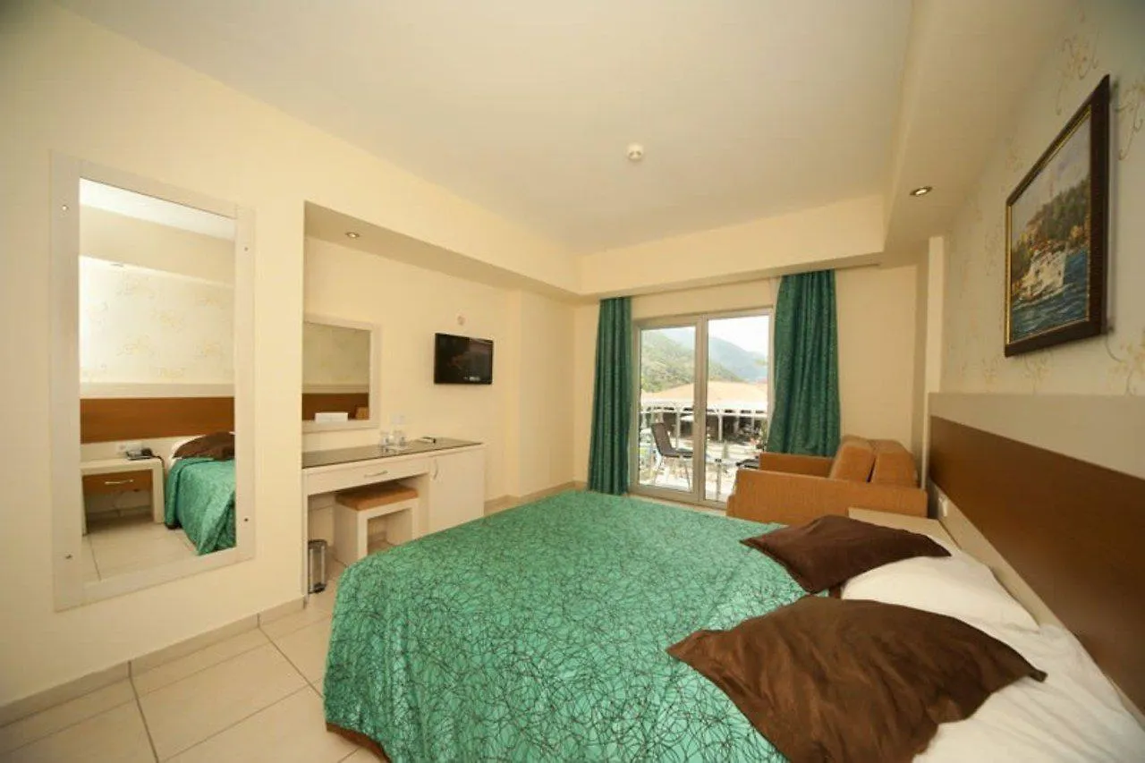 Montebello Deluxe Hotel Oludeniz 3*,  Turecko